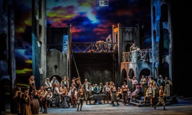 Un nuovo allestimento de Il trovatore di Verdi apre la stagione del Teatro Carlo Felice di Genova
